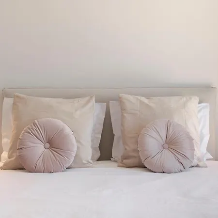 Caniço Vii By An Island *