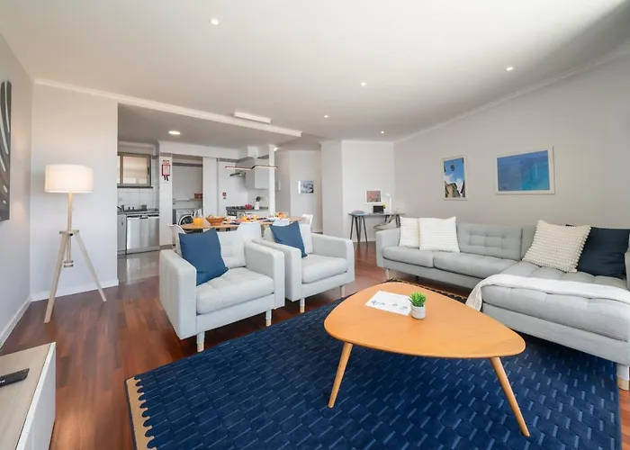 Canico Vii By An Island *